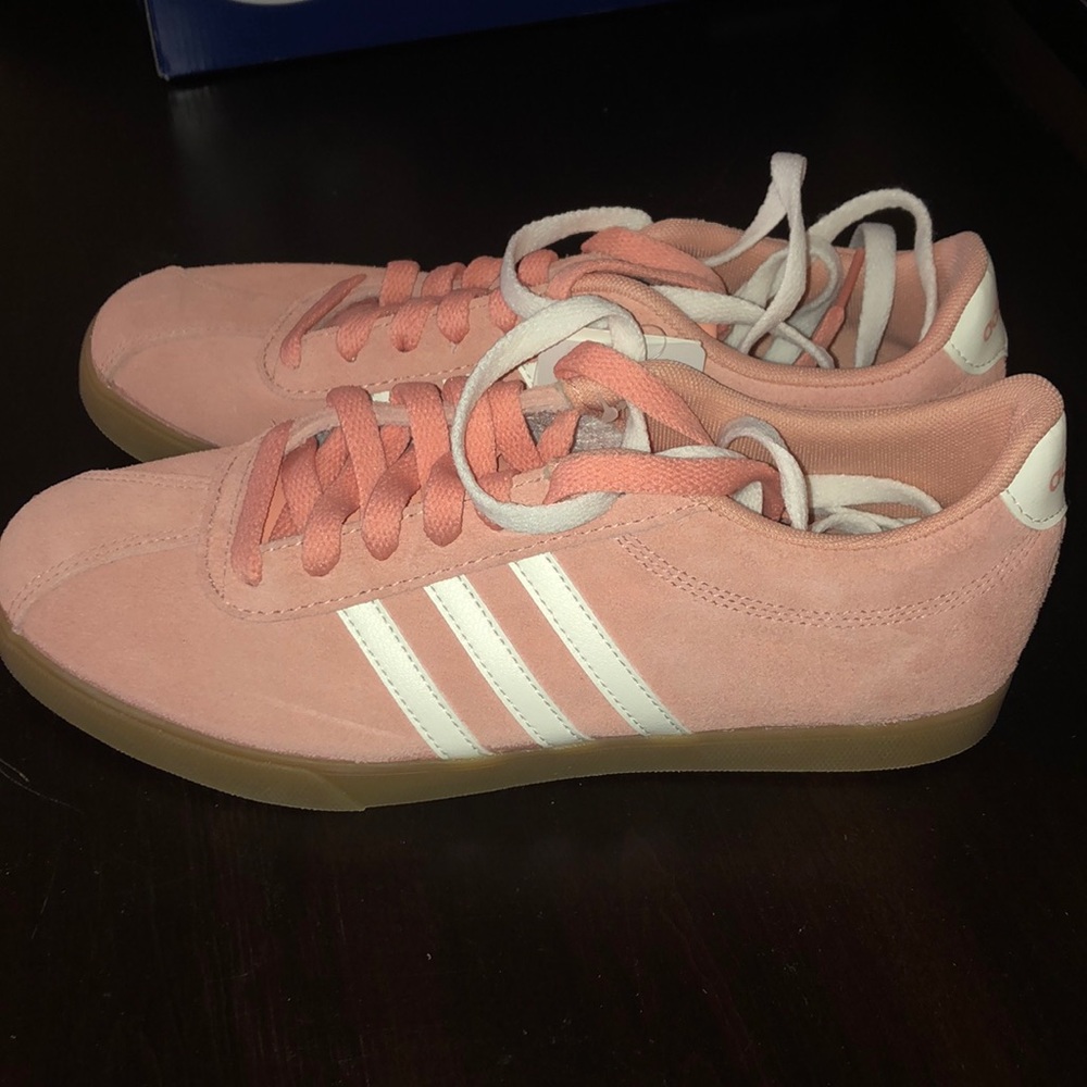 Adidas Tennis Shoes